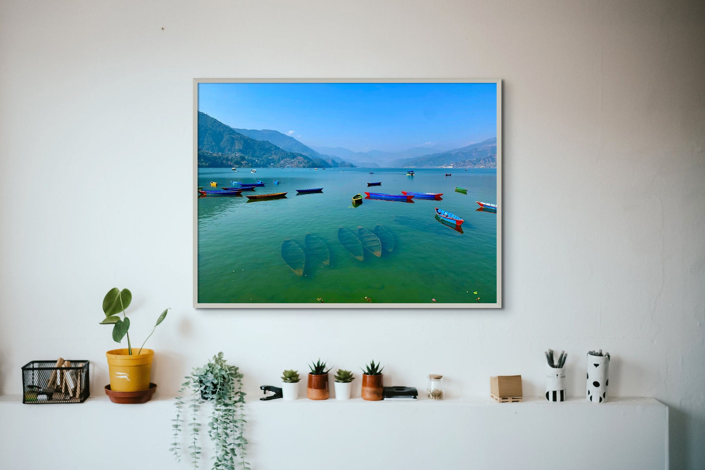 Phewa Lake. Pokhara, Nepal. /250